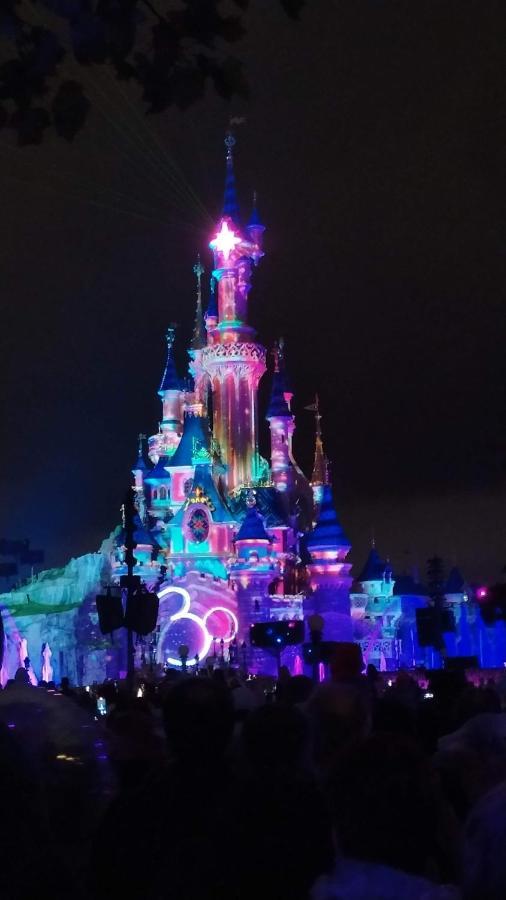 L'Essentiel, Proche De Disneyland Paris 2 Chambres Et 2 Sdb Chessy  Eksteriør billede